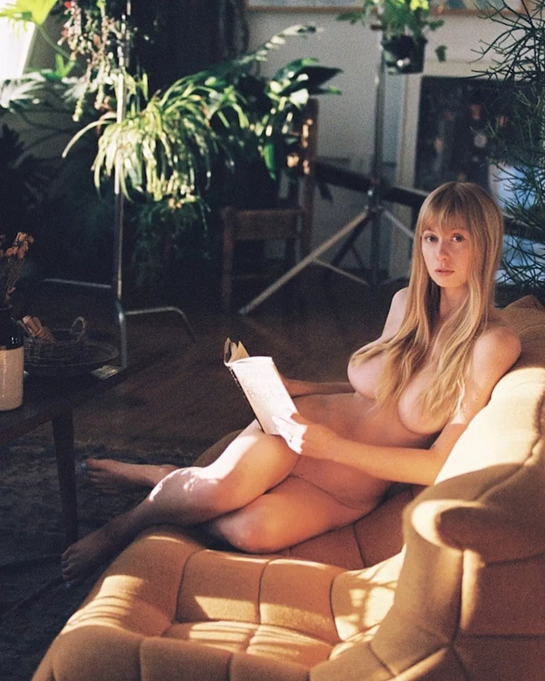 Comfy couch posted by bubblrisback