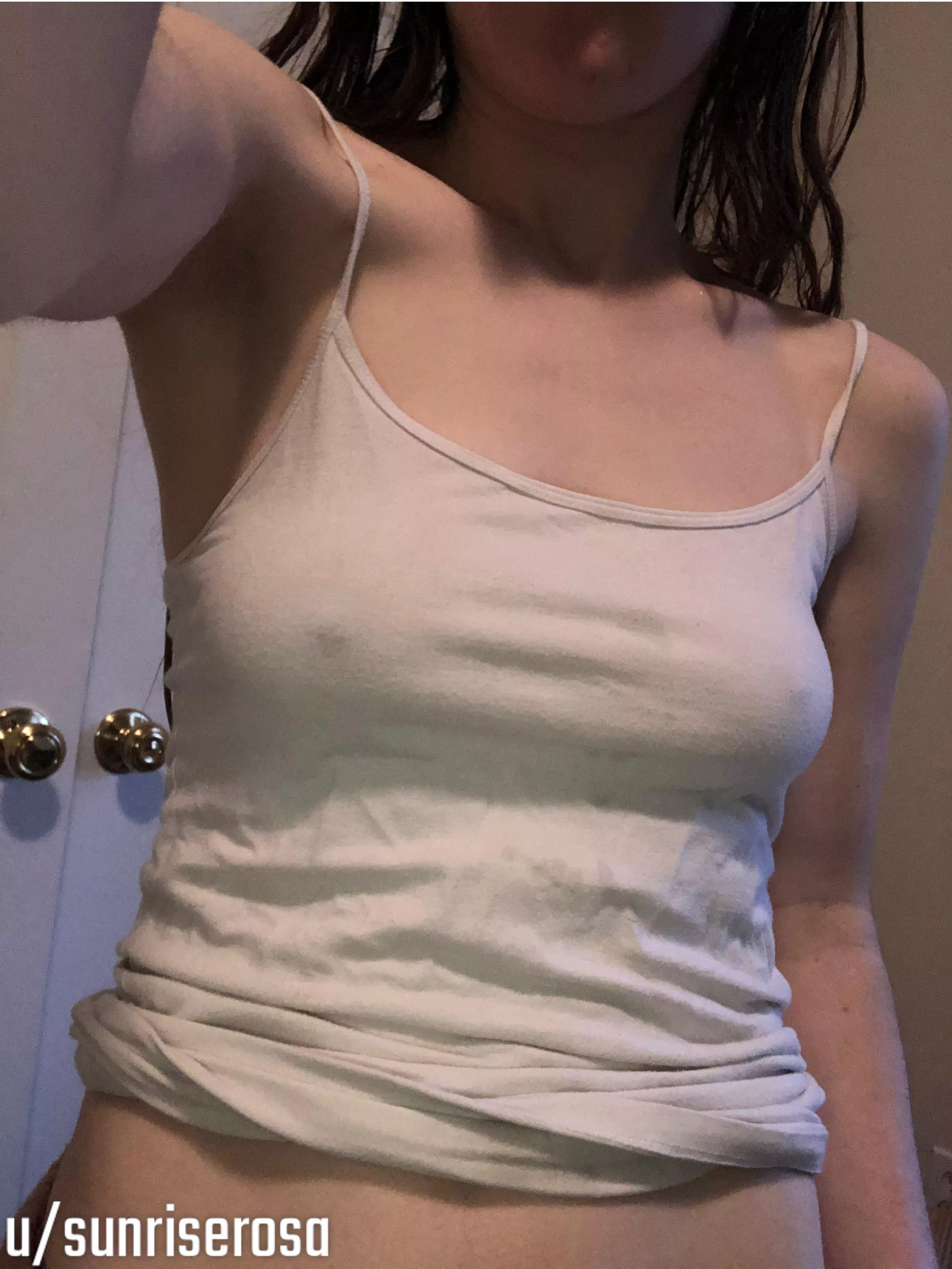 Comfy girl outfit to get through hump day 🙁🐪 posted by sunriserosa