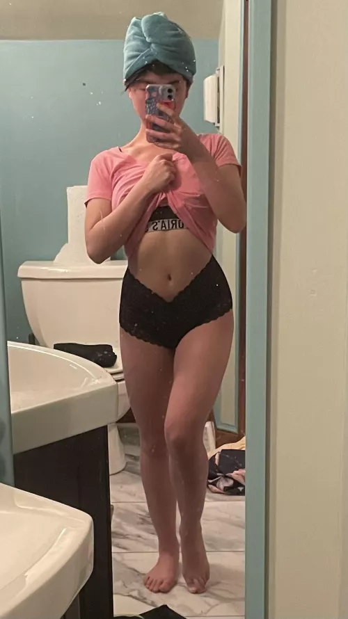 Comfy panties and a soft tshirt by Lilfreakybaby