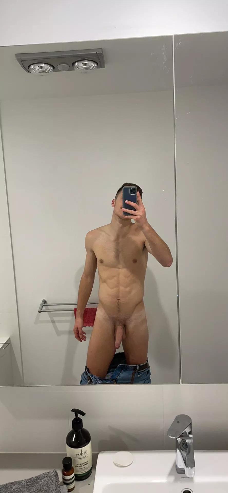 Commando under my jeans today to catch people looking at my softie bulge 👀 posted by m_duper