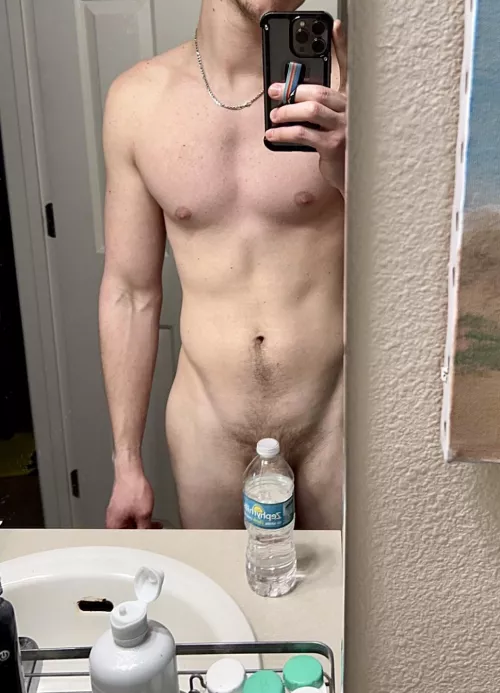 Convenient bottle placement 😏 by jawbreakerdd