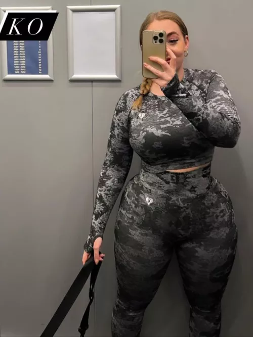 cornbread fed by Embarrassed-Big8366