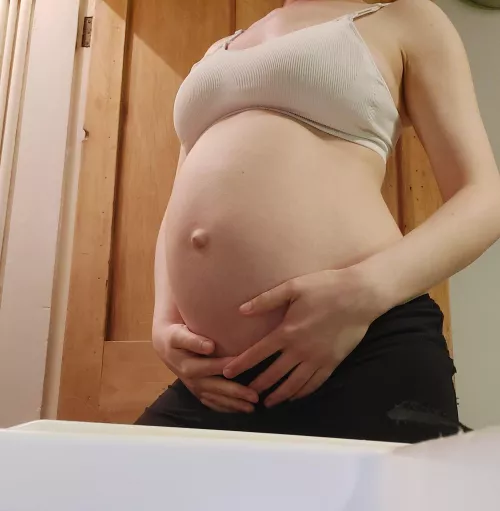 could do with a rub down any volunteers xx by AngelDelightXXx