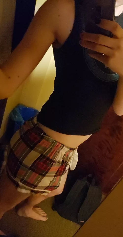 Could really use some attention 🥺 by somethingcute03