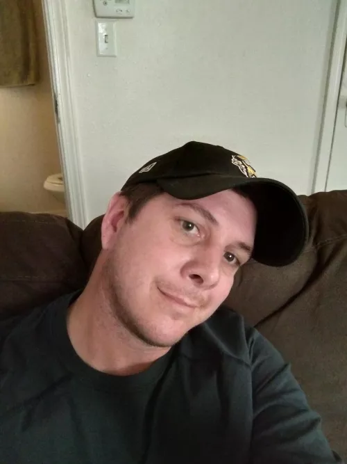 could use a bro by firebro8