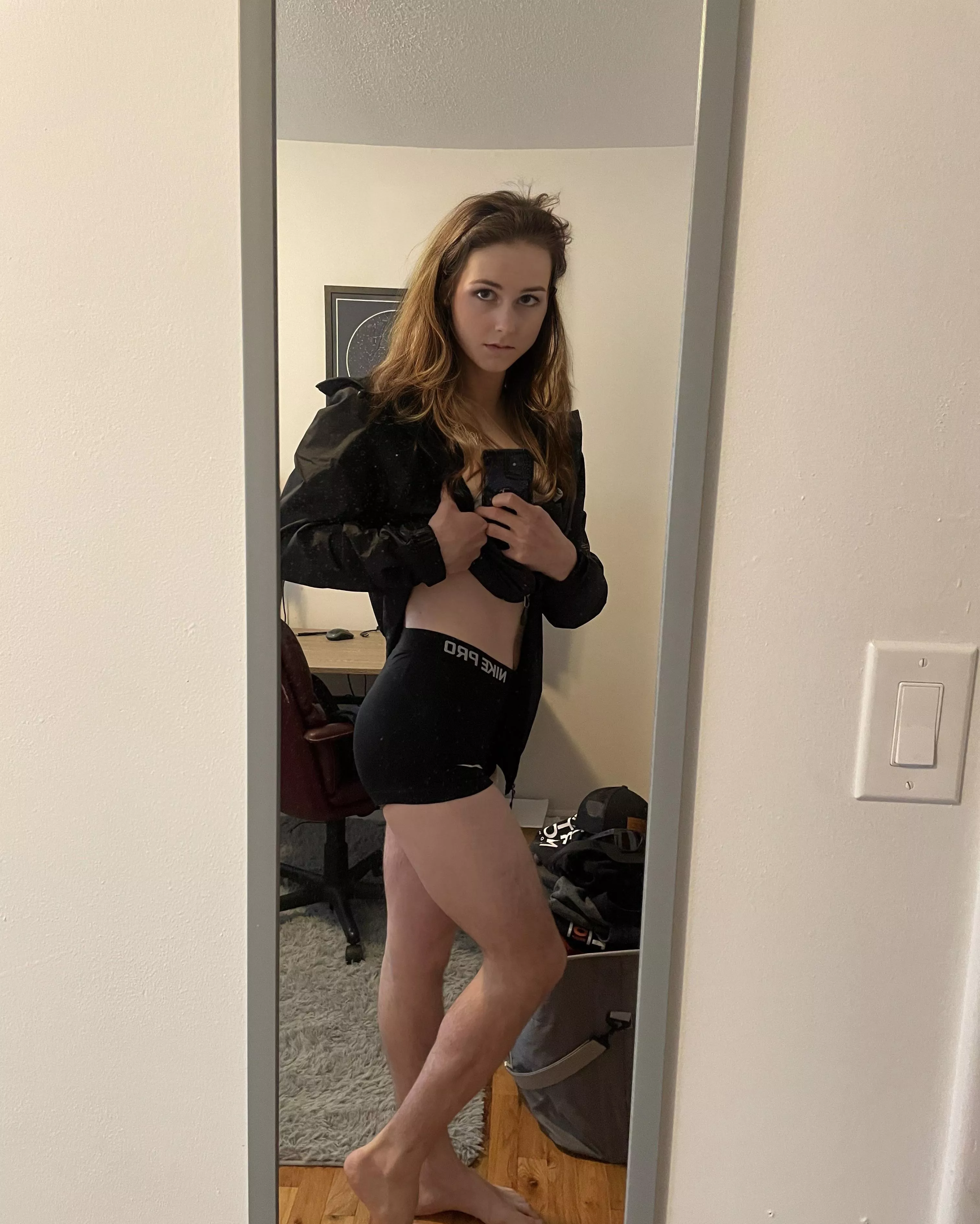 Could we be friends 🫦 posted by babysisJess