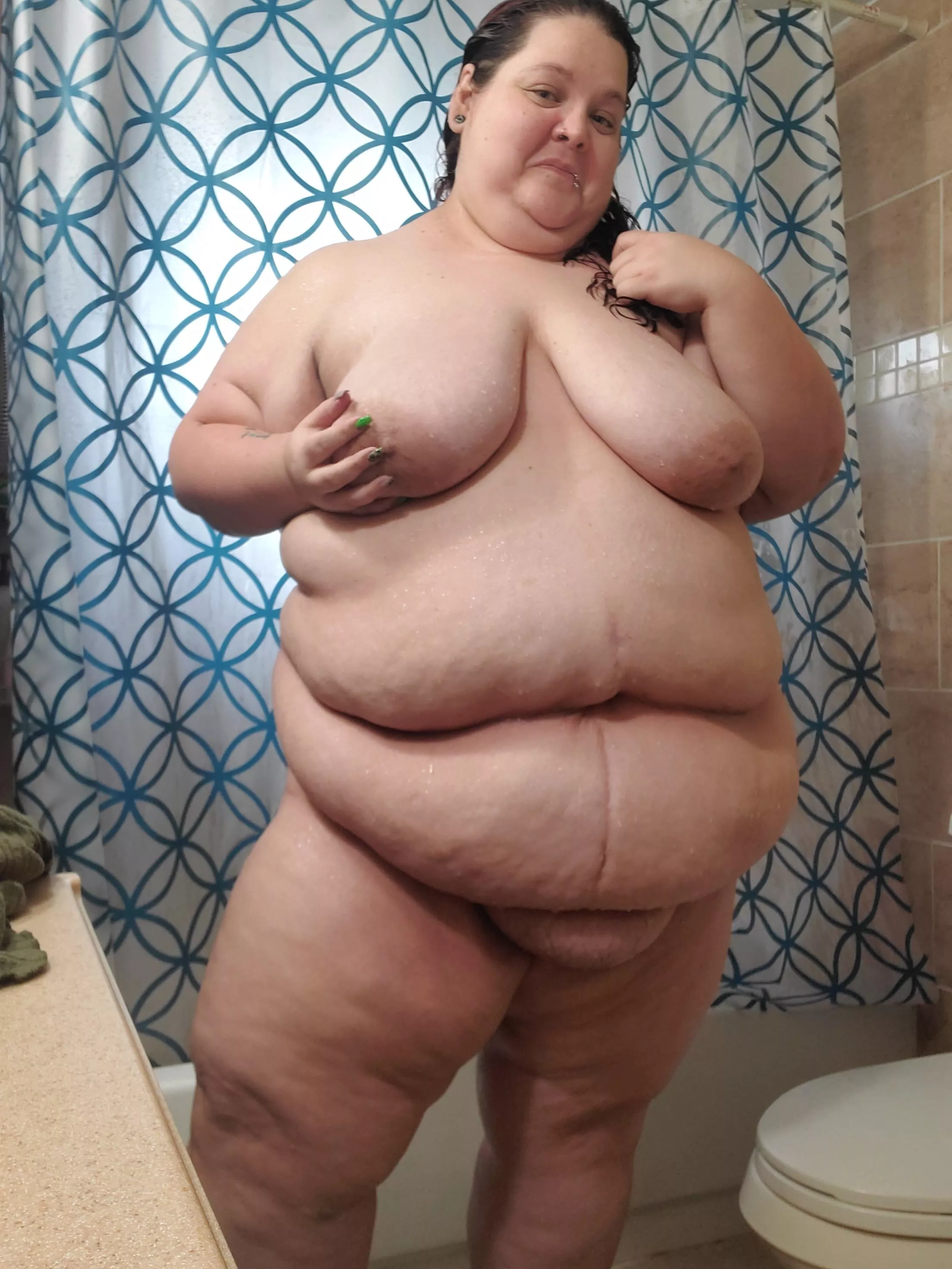 Could you dry my back please? posted by SallySkellington1328