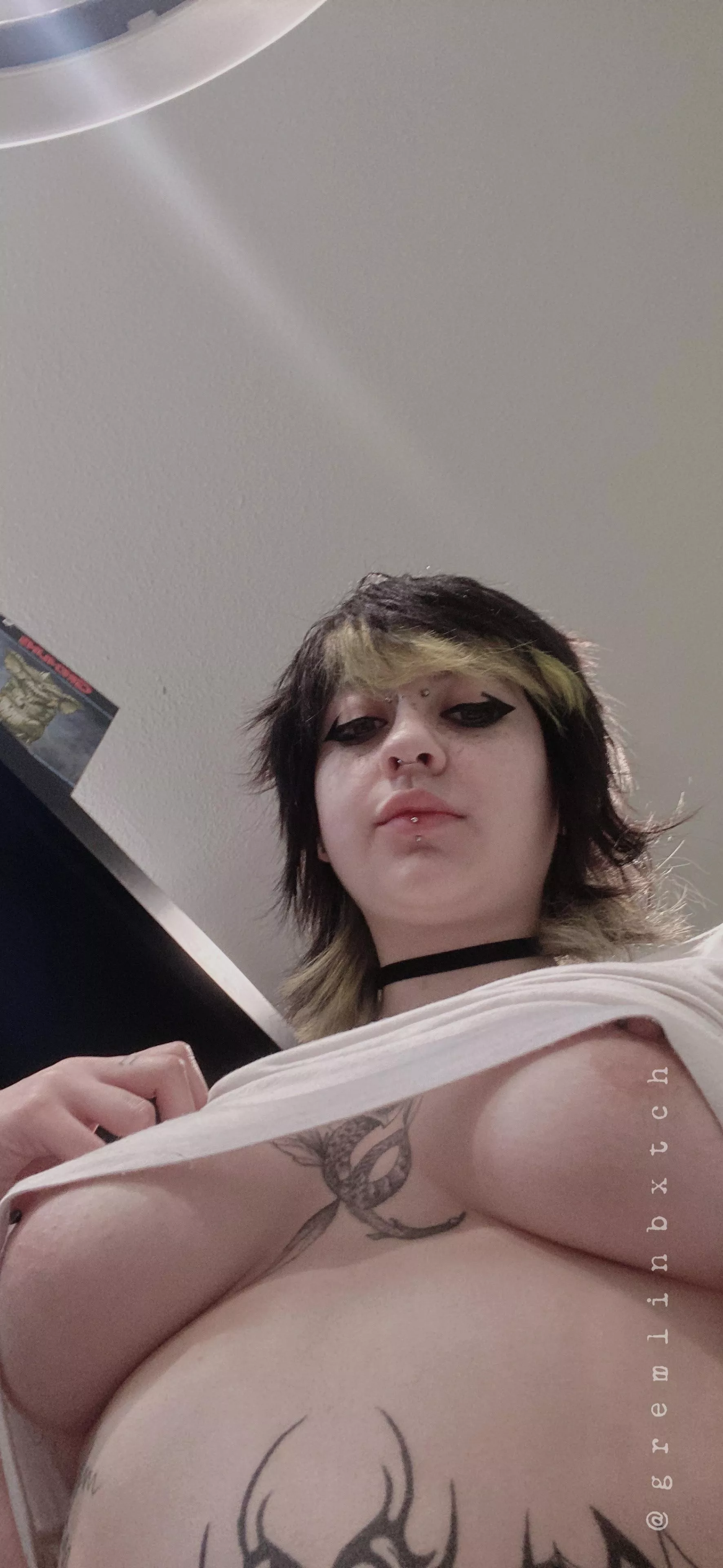 Could you keep up with my hypersexuality? posted by cumbunii