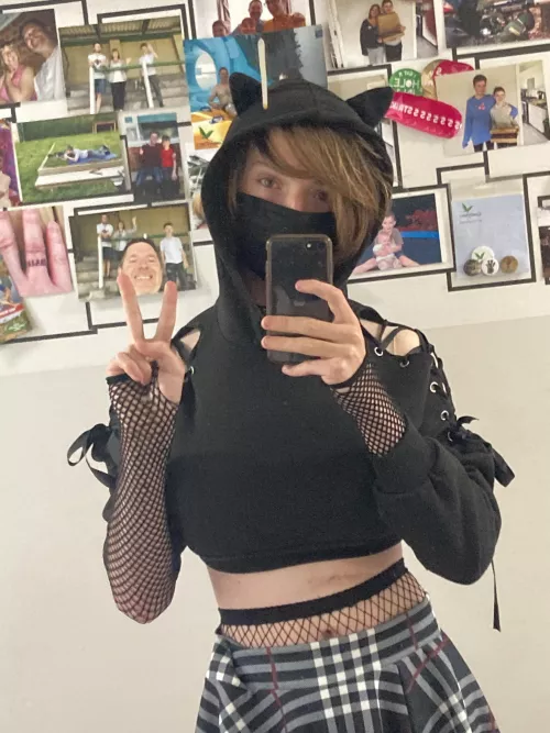 Couldn’t find the hot goth gf of my dreams, so I did it myself by JustYourLocalFemboy