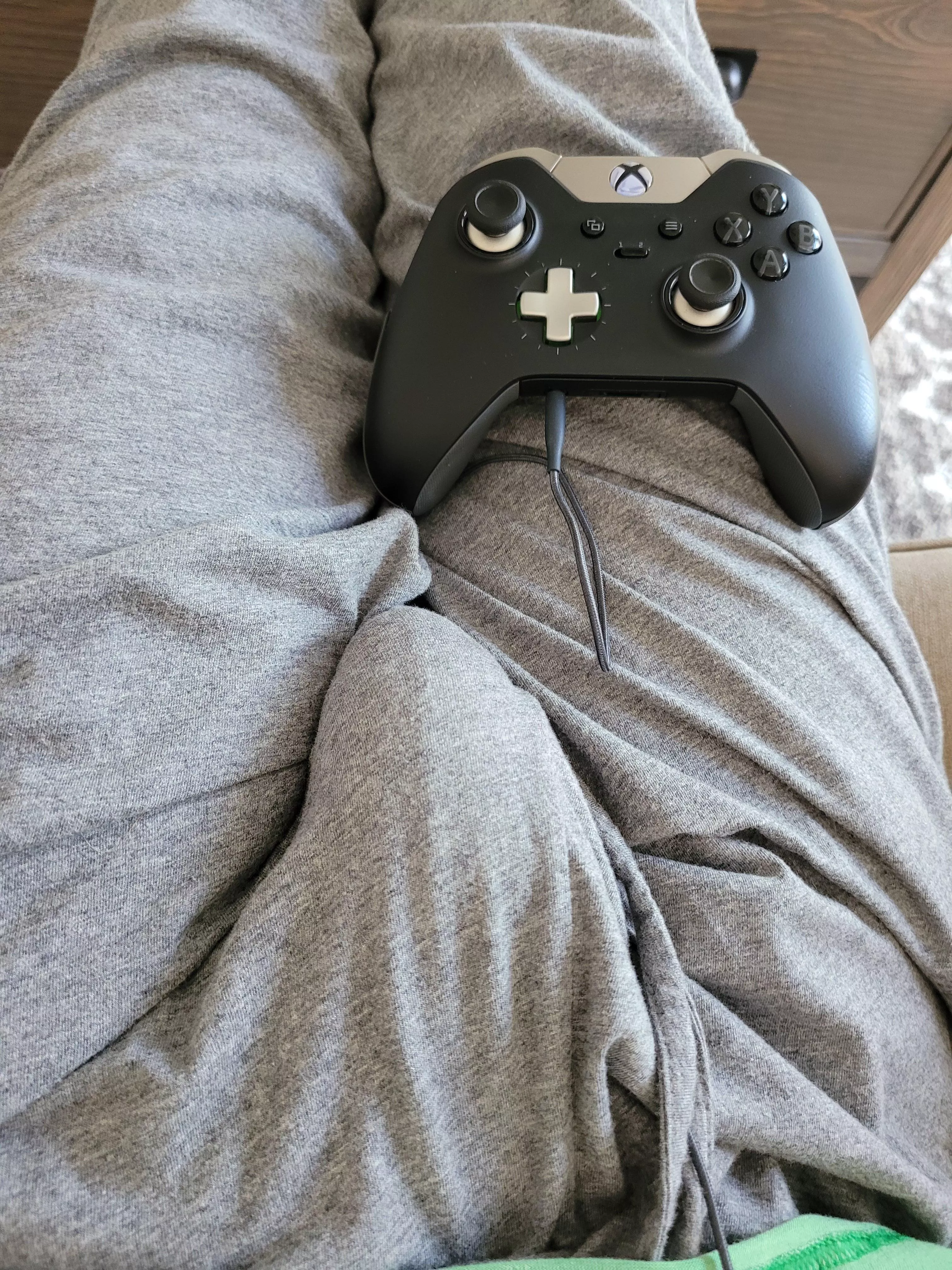 Couldn’t help myself while gaming posted by MrHardstuff