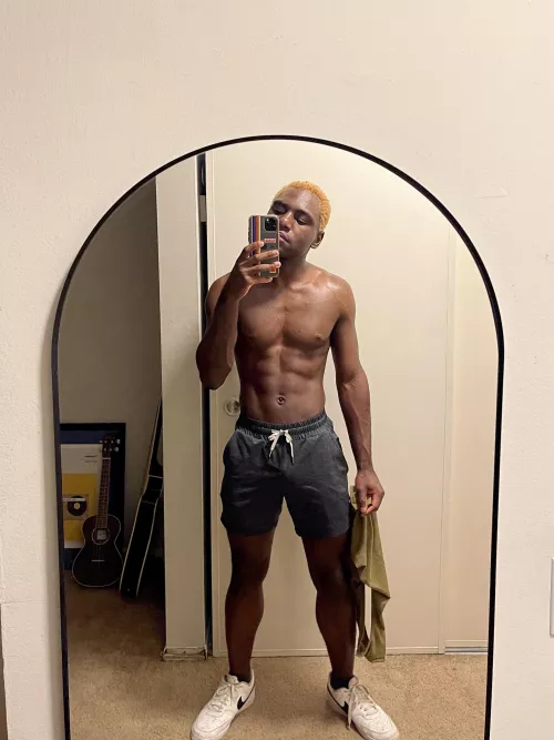 Countdown to summer ☀️💪🏾 by kvinlam