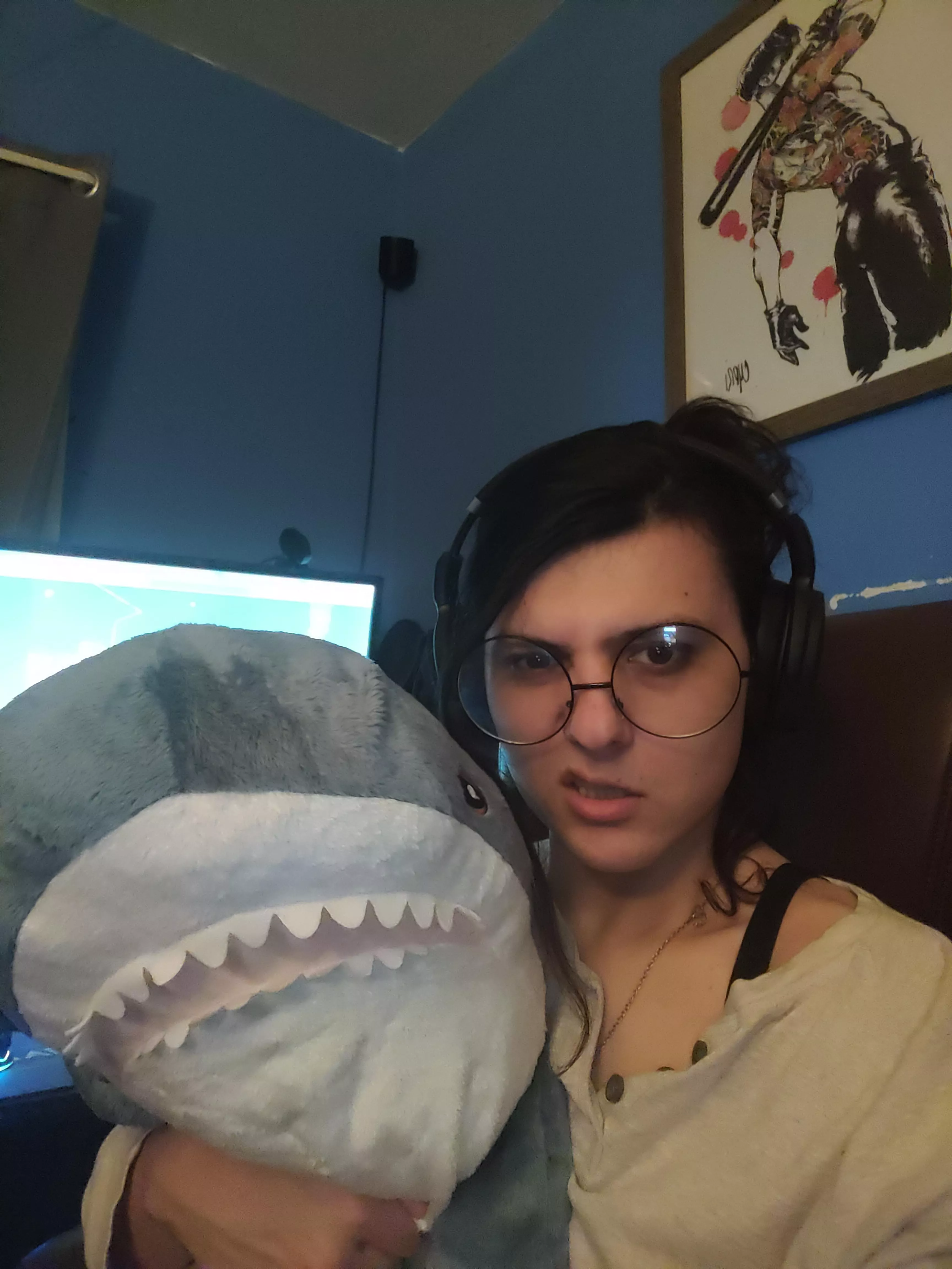 coupla tough guys with our Rawr face >:3 posted by PeterMunchlett