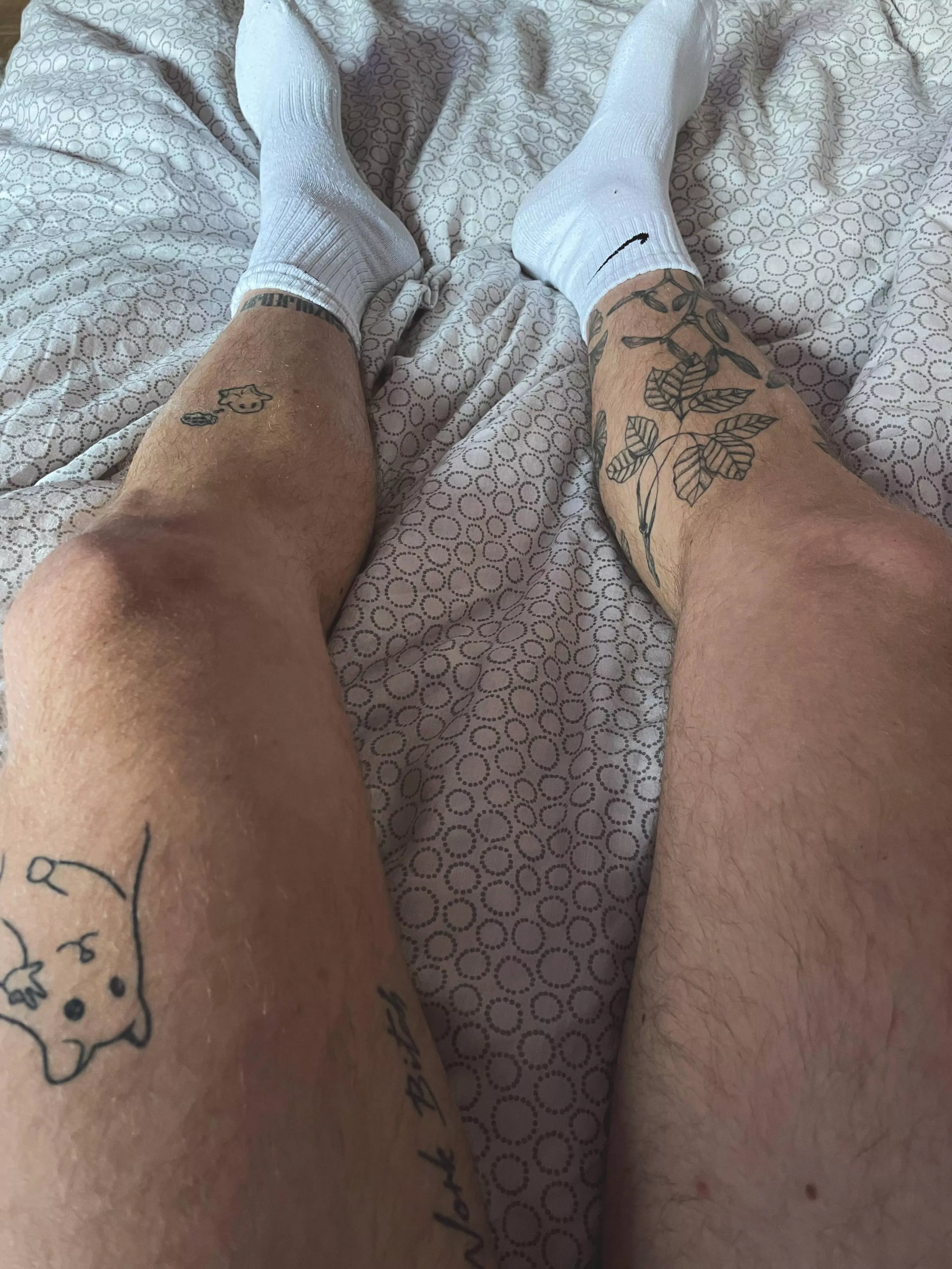 cov*d positive AGAIN, which means i have so much time on my hands… 😏 posted by peachfromserbia