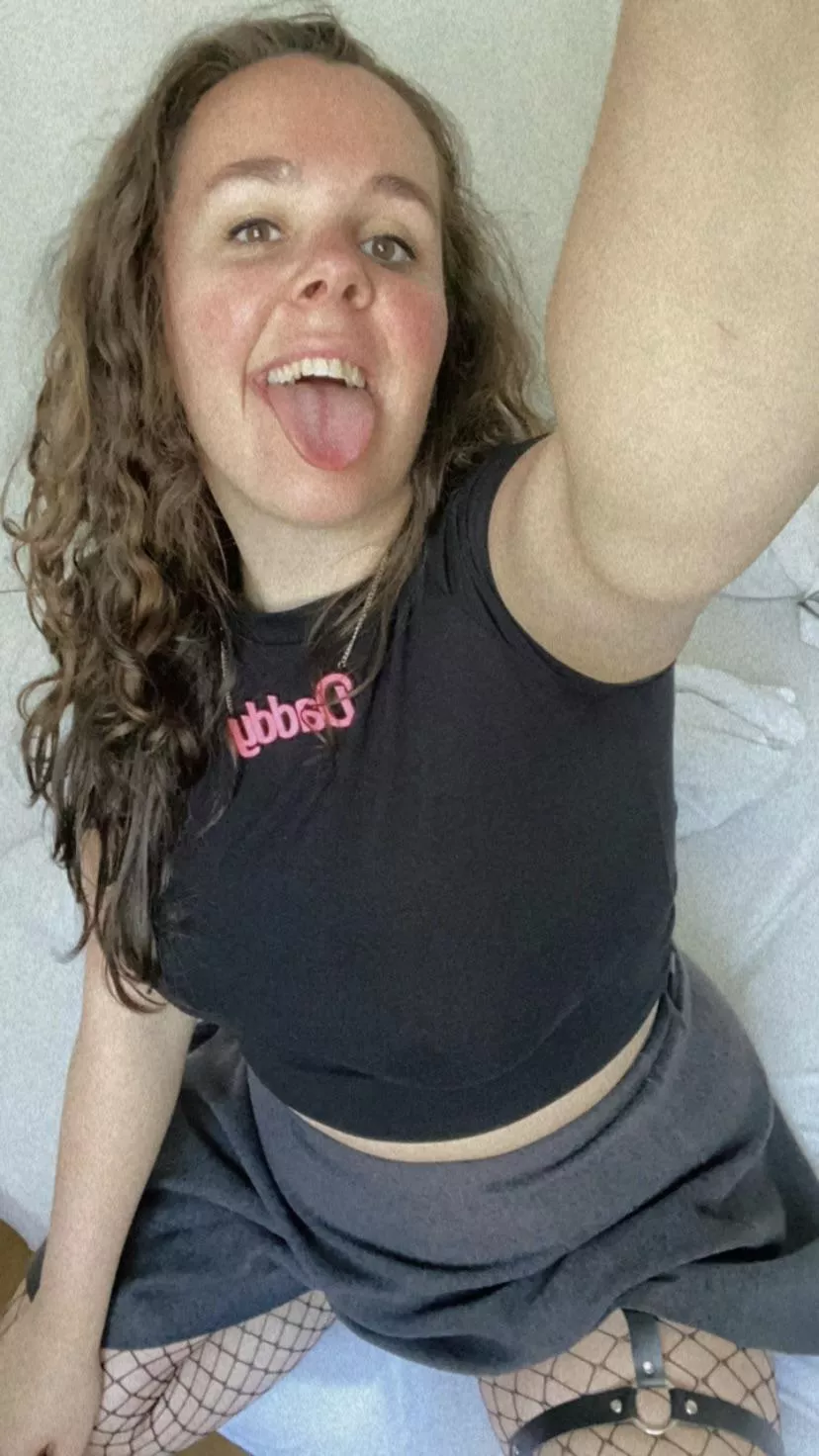 Cover my face, Daddy posted by BlowjobQueen23