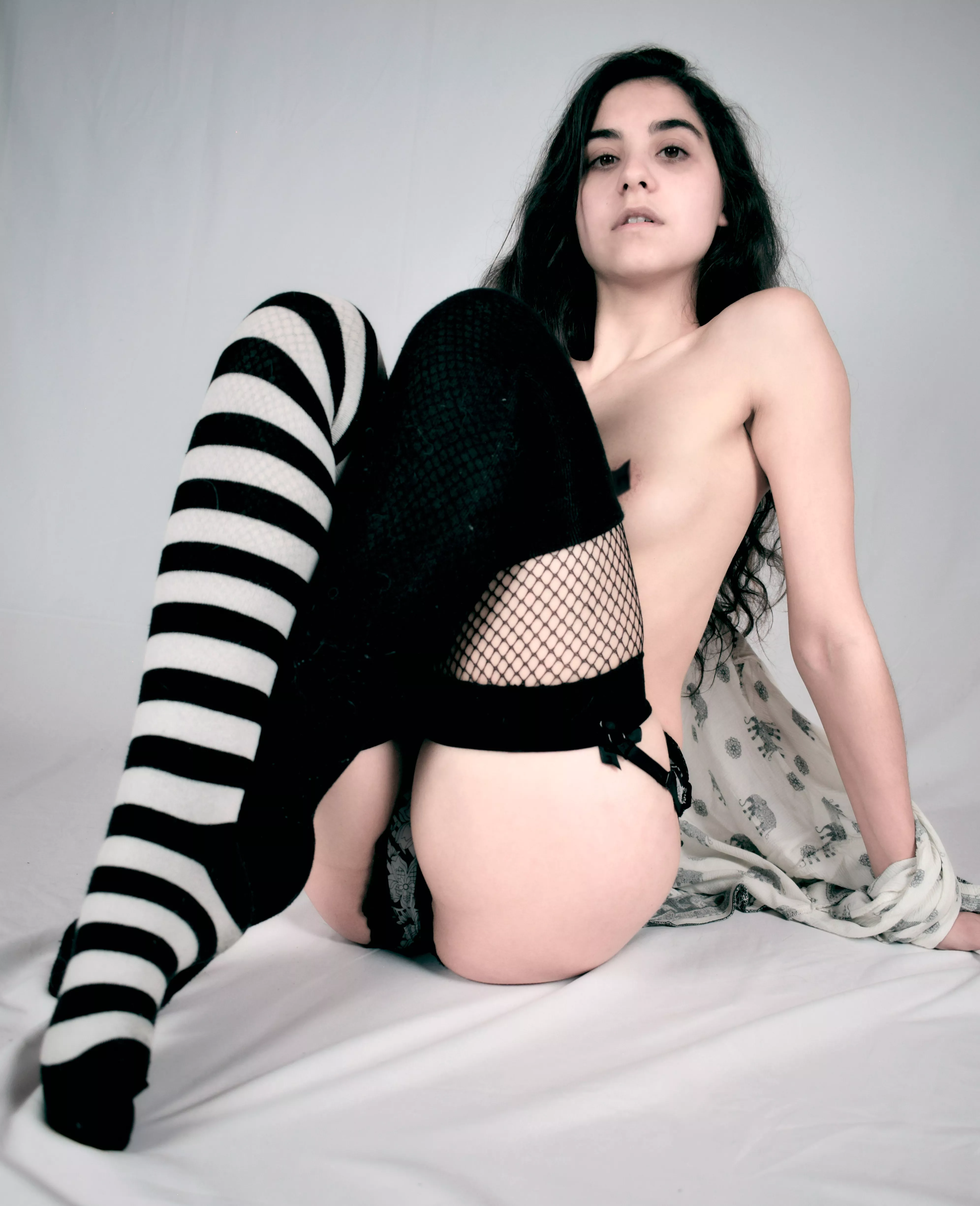 Covered in black & white~ posted by Mrs_Elisabeth