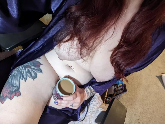 Cozy cup for a cozy day by ThugginsMcDoogle