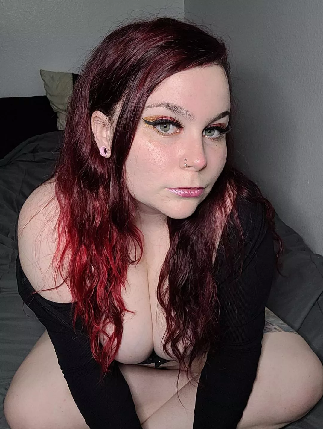 Craving cock. ❤️ 💦 posted by ragdollrae