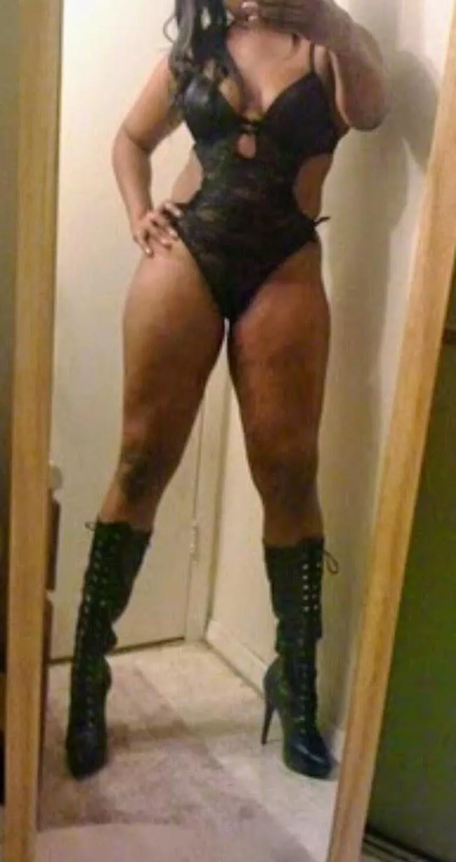 Crawl to me [Domme] Slut. Come make me happy bir posted by NoReputation7044