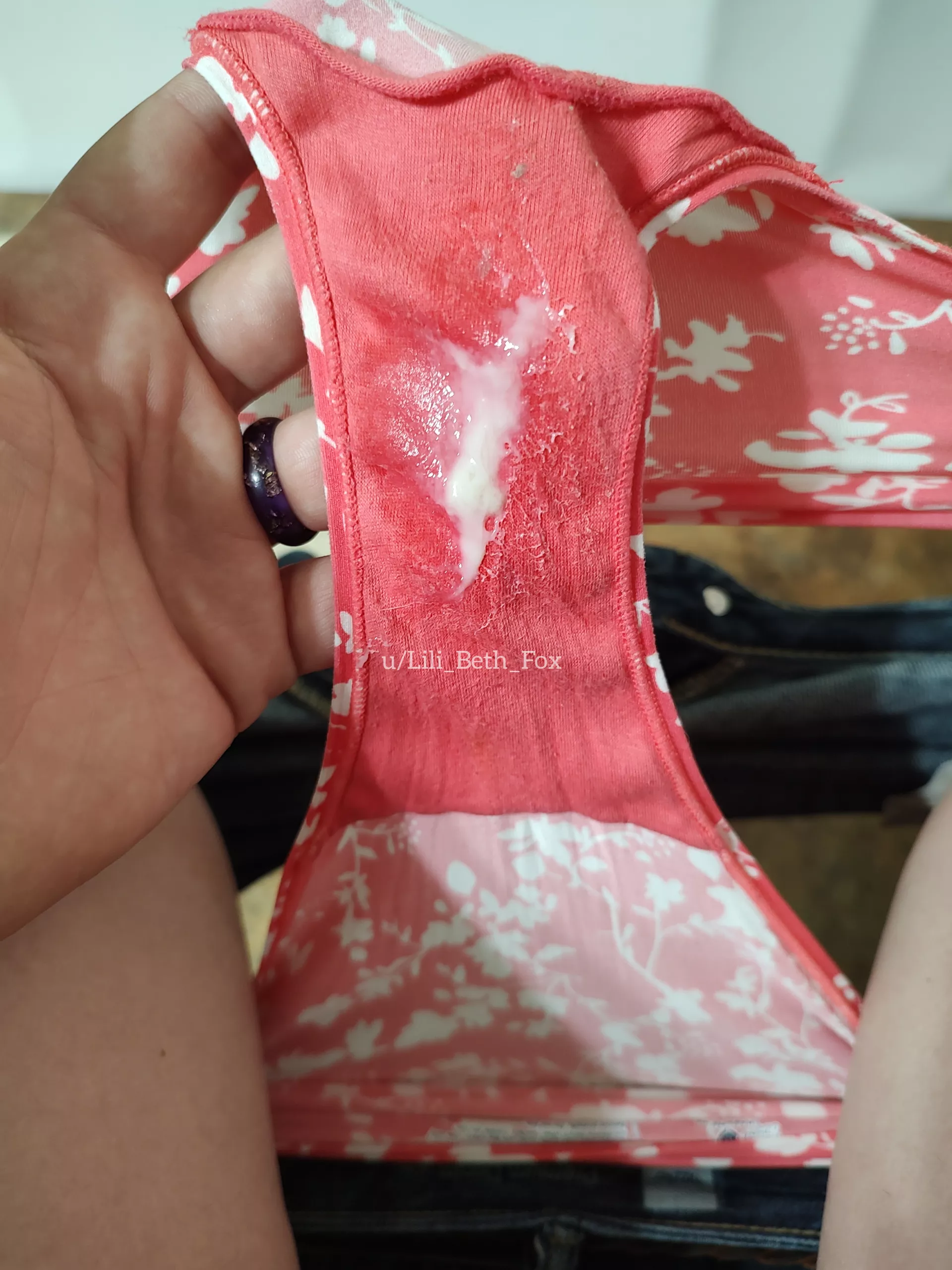 Cream Queen 👑 (OC) posted by Lili_Beth_Fox