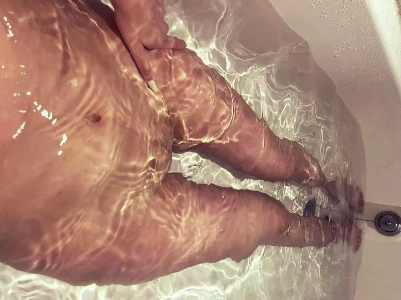 Creating a splash in this heat 26 [f] posted by Funicorn-420