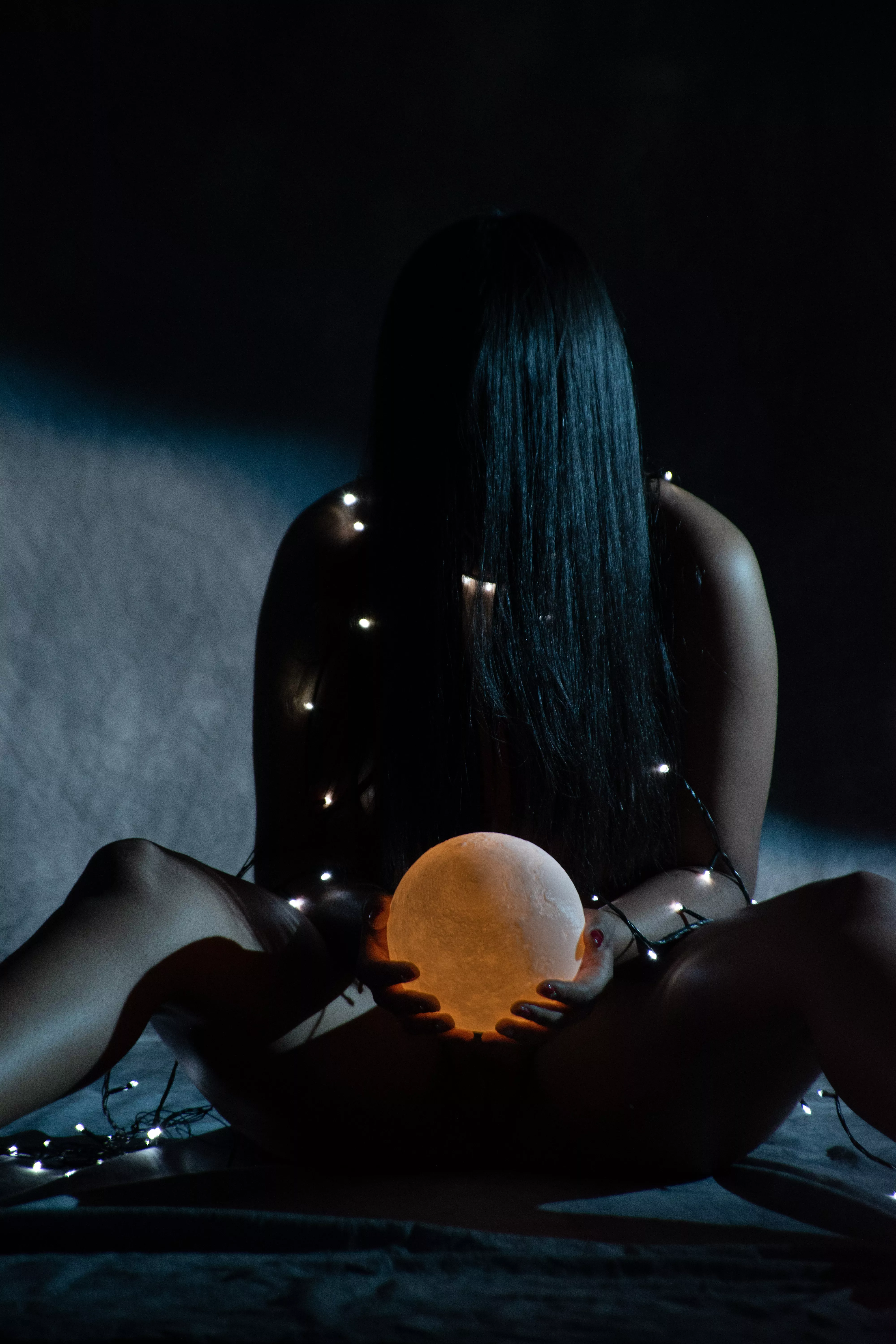 creepy Luna holding a Luna. come and talk to me :P posted by lunasmith49