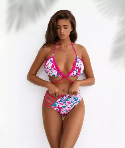 Cristy Ren .... In Phuket by BusyMight