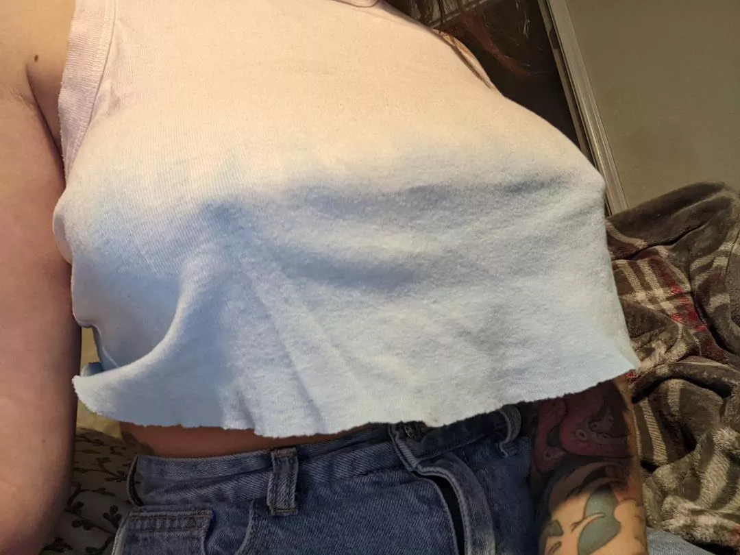 Crop Tops and No Bras posted by racymacy1