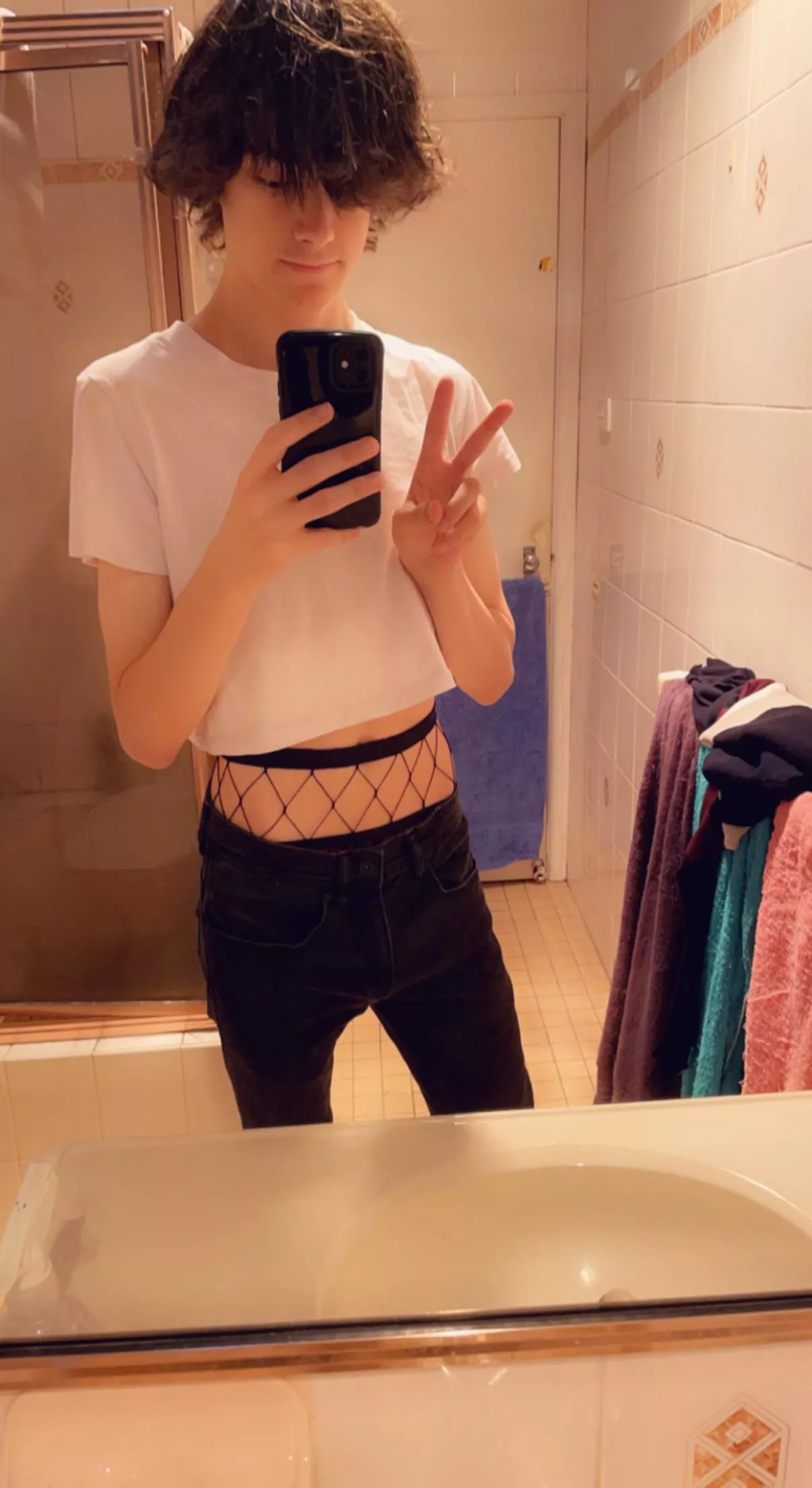 Croptop and fishnets :D posted by Lekaz_Orion