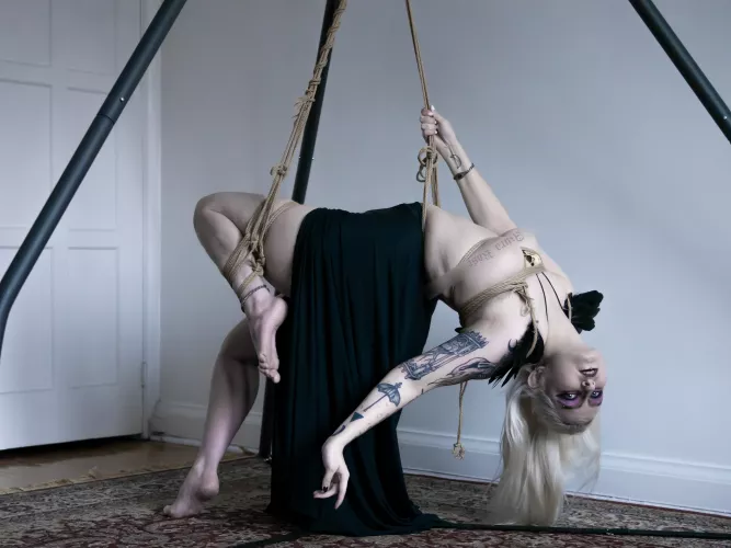 Crow-themed self suspension by hellcatazura