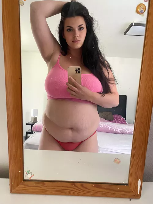 Cuddle? by hotjasmine5