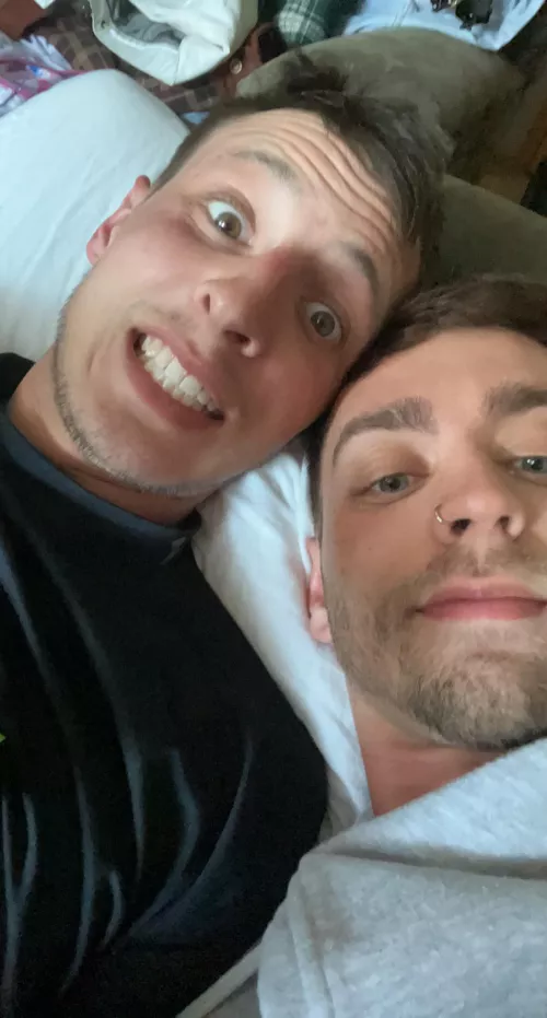 Cuddles after work are always needed by ghostofVII