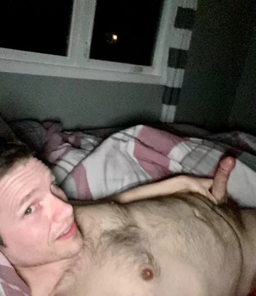 Cuddles and fun? by tril-lyseh