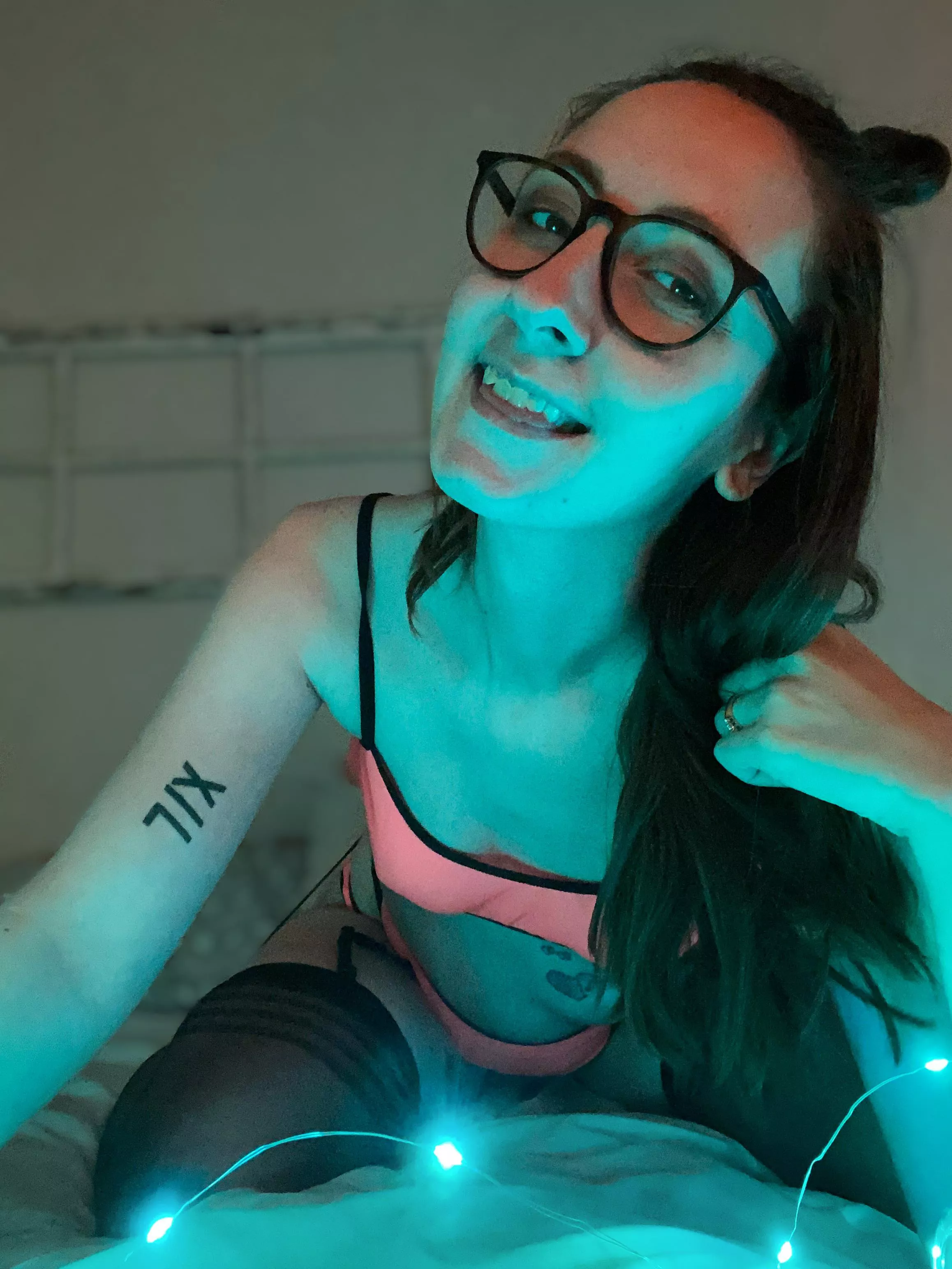 Cum end your weekend jerking off to me posted by xoxomikki7