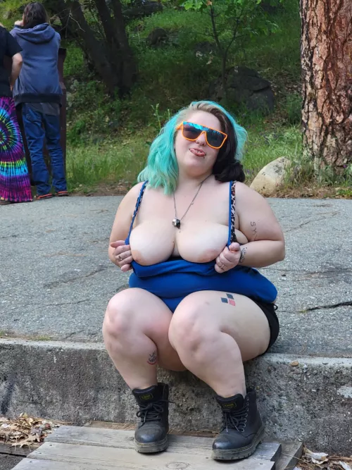 Cum [f]uck a thicc slutty milf baby 🥵 by rynodaklown