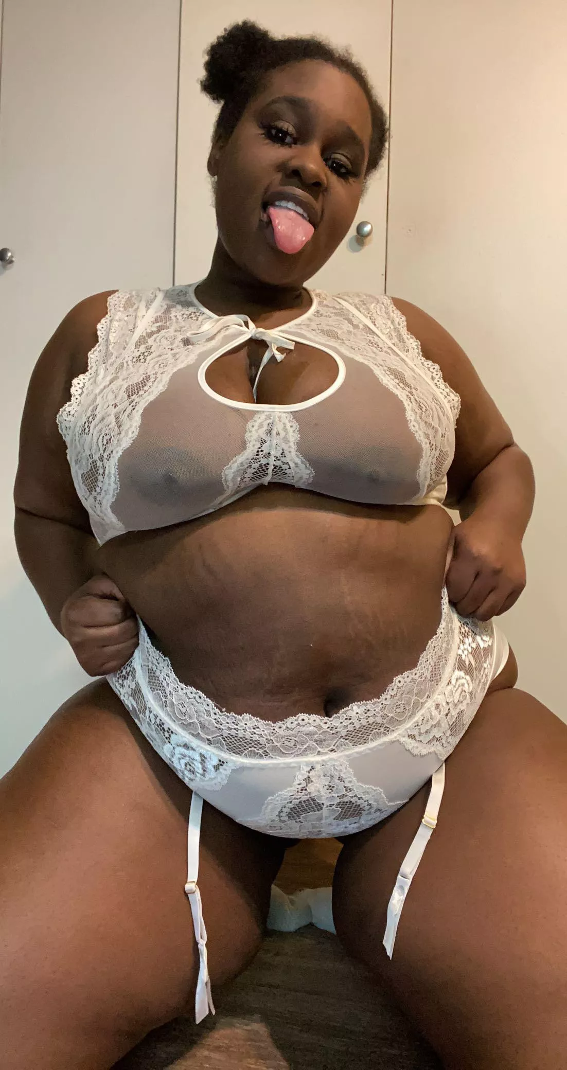 CUM HAVE FUN WITH ME ON ONLYFANS! ONLY $5.99 FOR 30 days or 35% OFF FOR 3 MONTHS👅 VIDEO REQUESTS AND PERSONAL CONTENT WELCOME! NO PPV! DAILY POSTS AND OVER 200 PICS/VIDEOS ALREADY UP! Solo AND COUPLE VIDEOS! FEET PICS AND WHIP CREAM PLAY 😈 LINK BEL posted by Maryquinn420