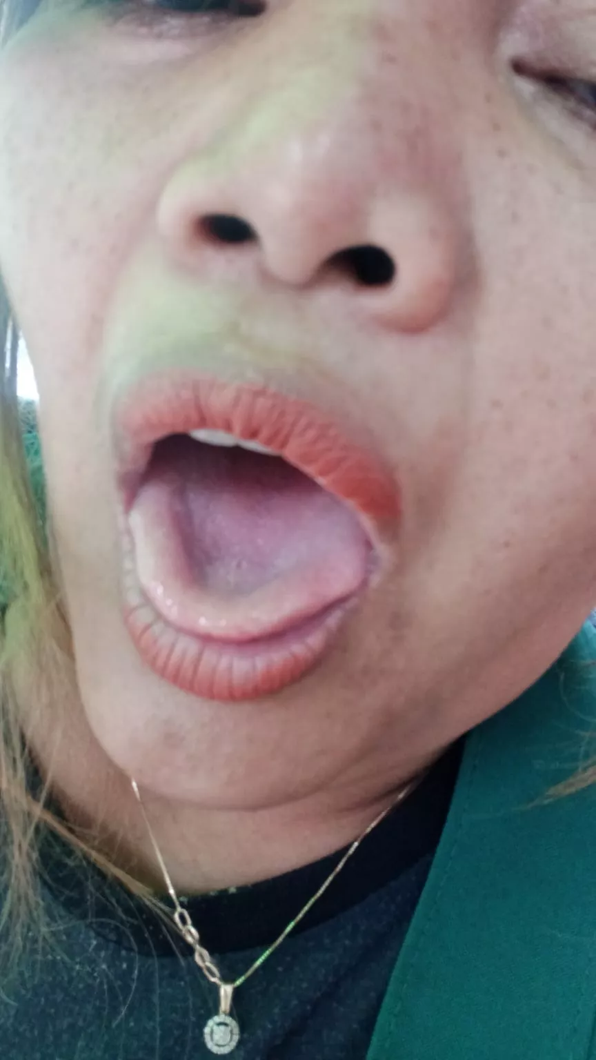 cum in my mouth posted by auryelly