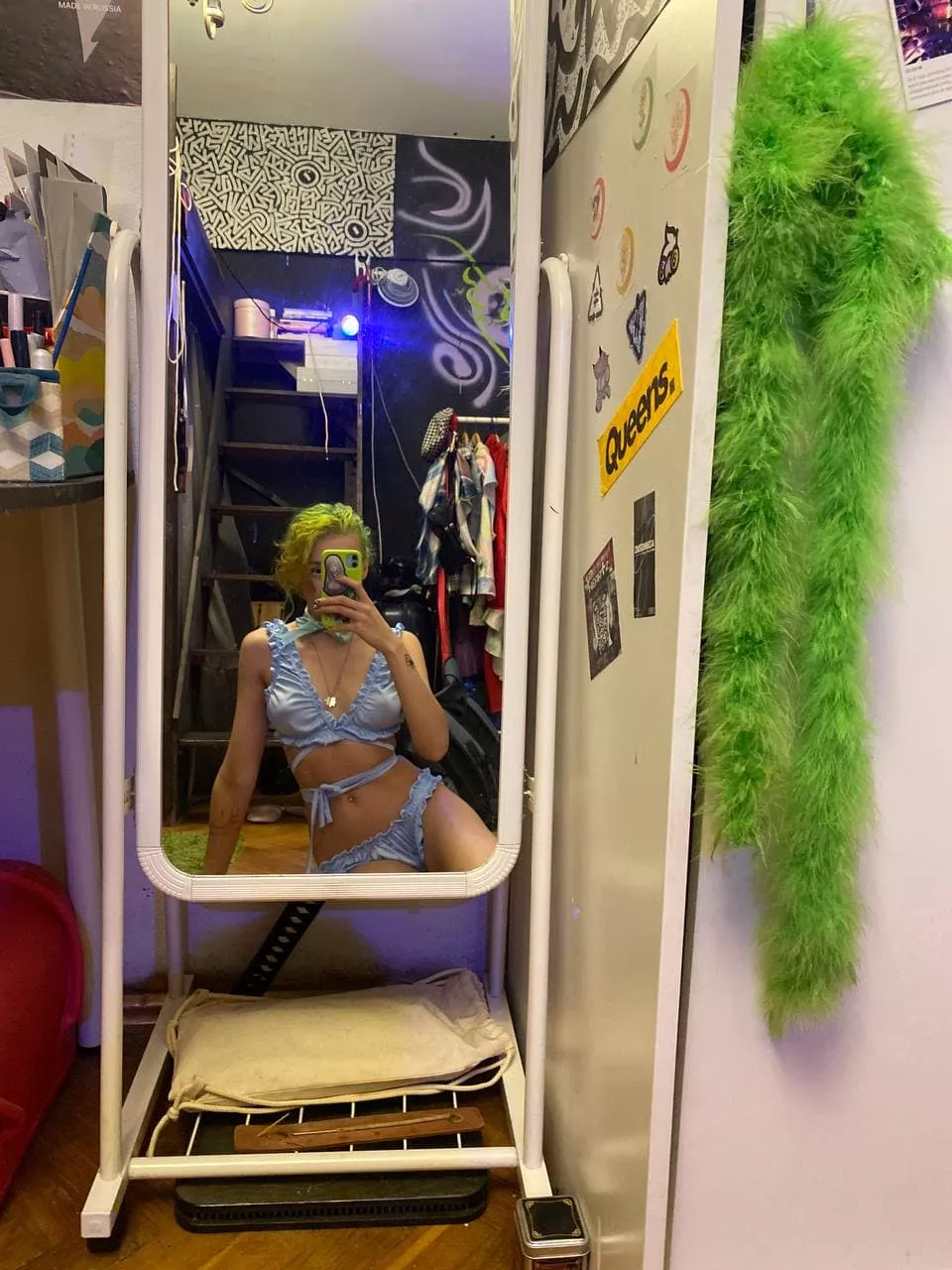 Cum inside me please posted by Sof1a_M1a