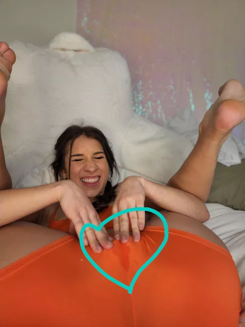 Cum is leaking out of me!!! Oooops!!! by littlebopeep333