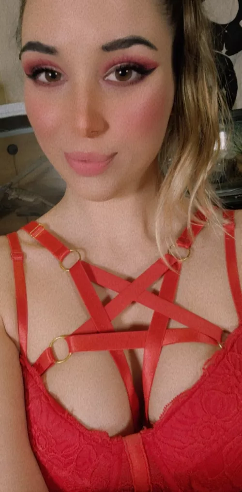 cum join me at http://chaturbate.com/b/xallikatx/ by xAlli_Katx