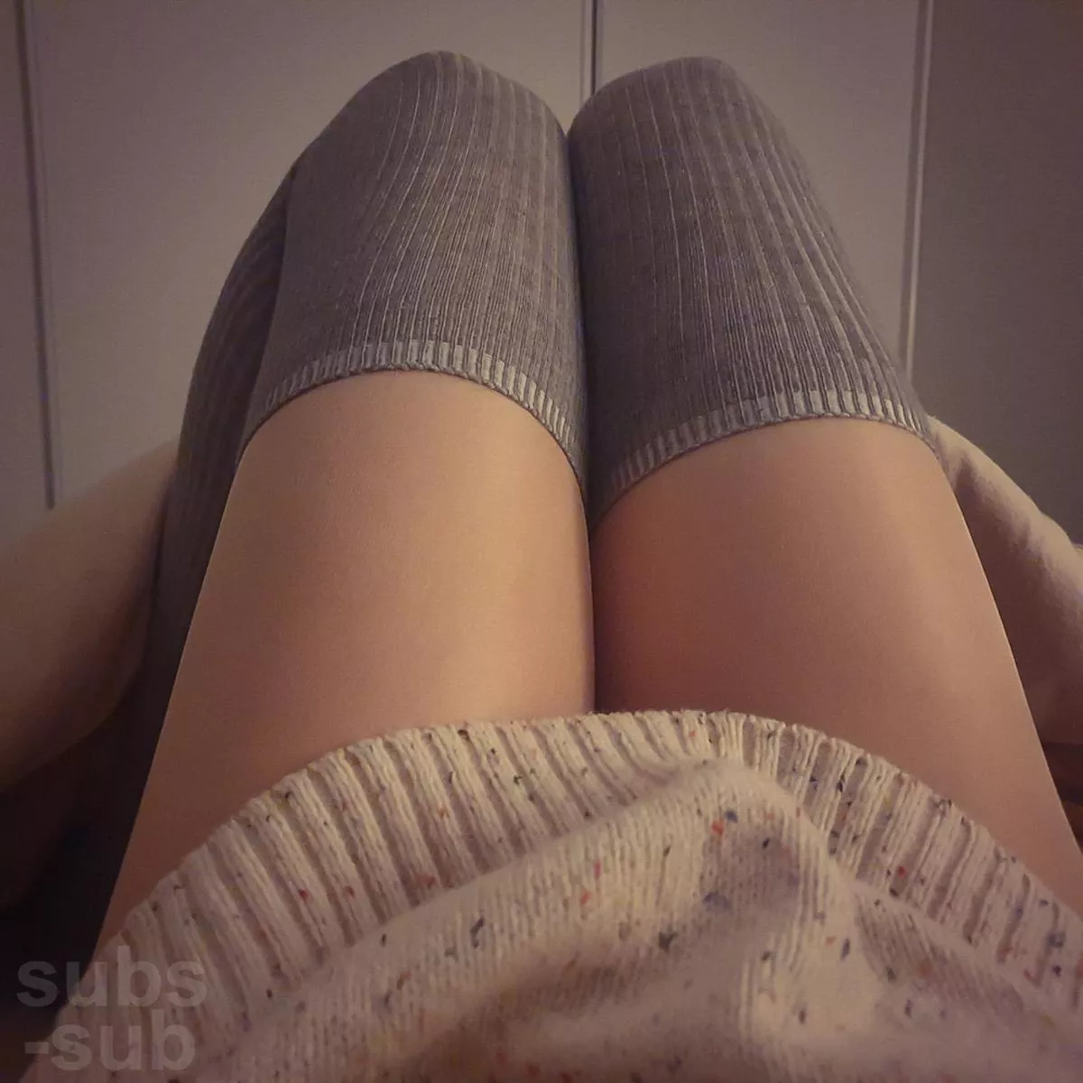 cum lay your head in my lap 😇💕 posted by subs-sub