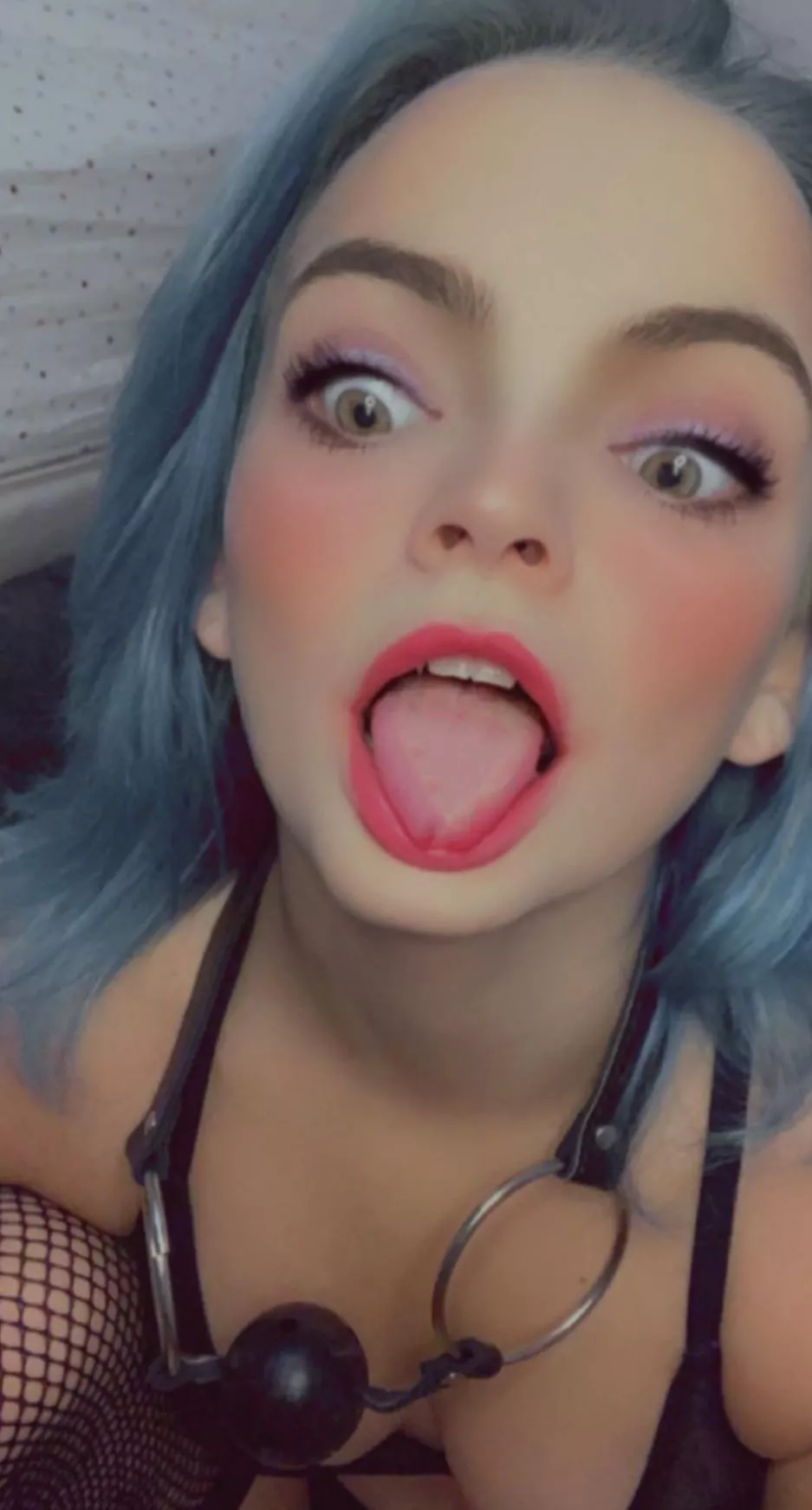 Cum on my dumb lil face daddy 🥺👅 posted by TinyFaeriee