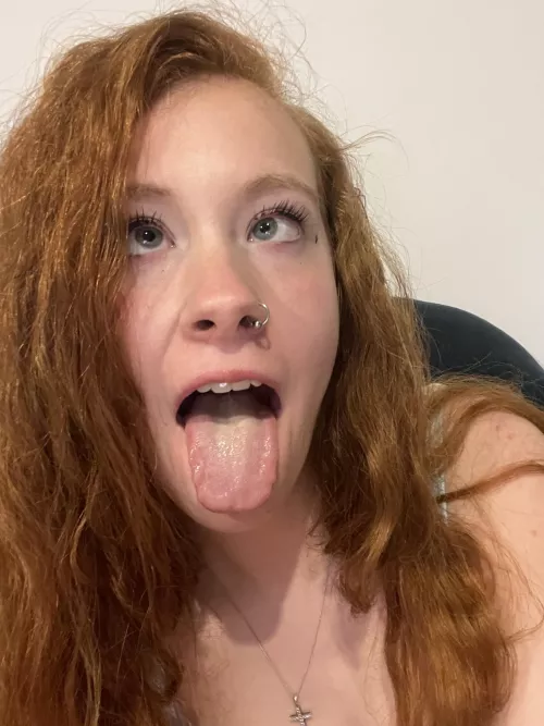 Cum on my tongue by Thephoenixchels