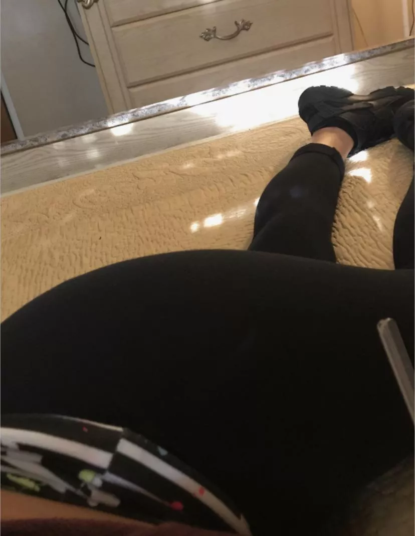 Cum on my yoga pants 🥰 posted by Then-Mulberry-1407