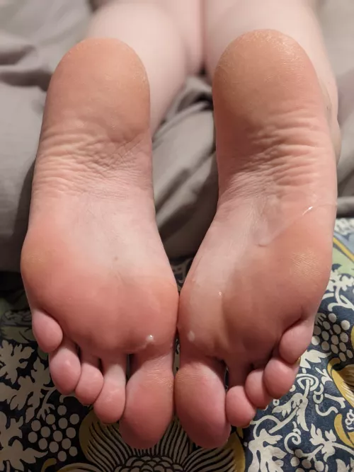 Cum on soles by kg_soles