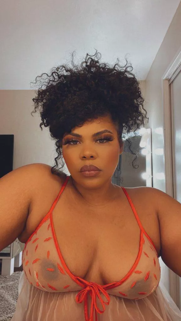 Cum & play 😈 posted by Subject-Pumpkin-2216