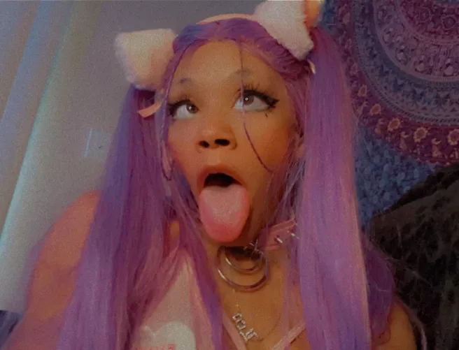 Cum play with me💕 by wherethewildthing_is