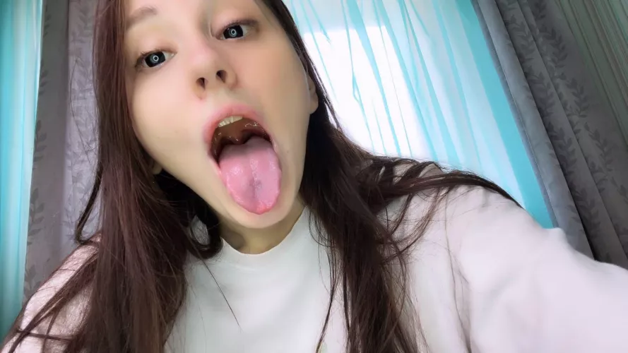 Cum play with me by NicesessionHere