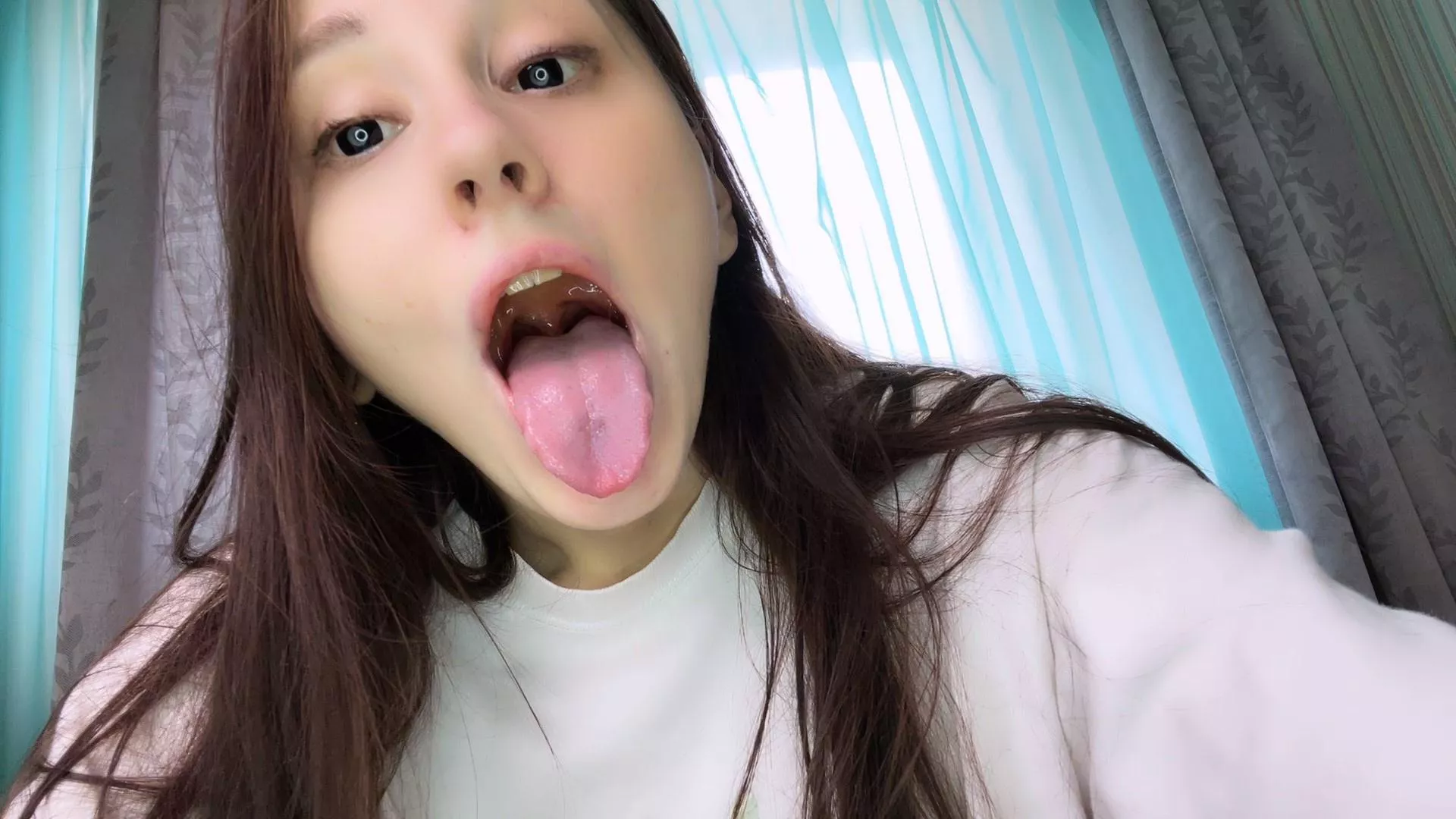 Cum play with me posted by NicesessionHere