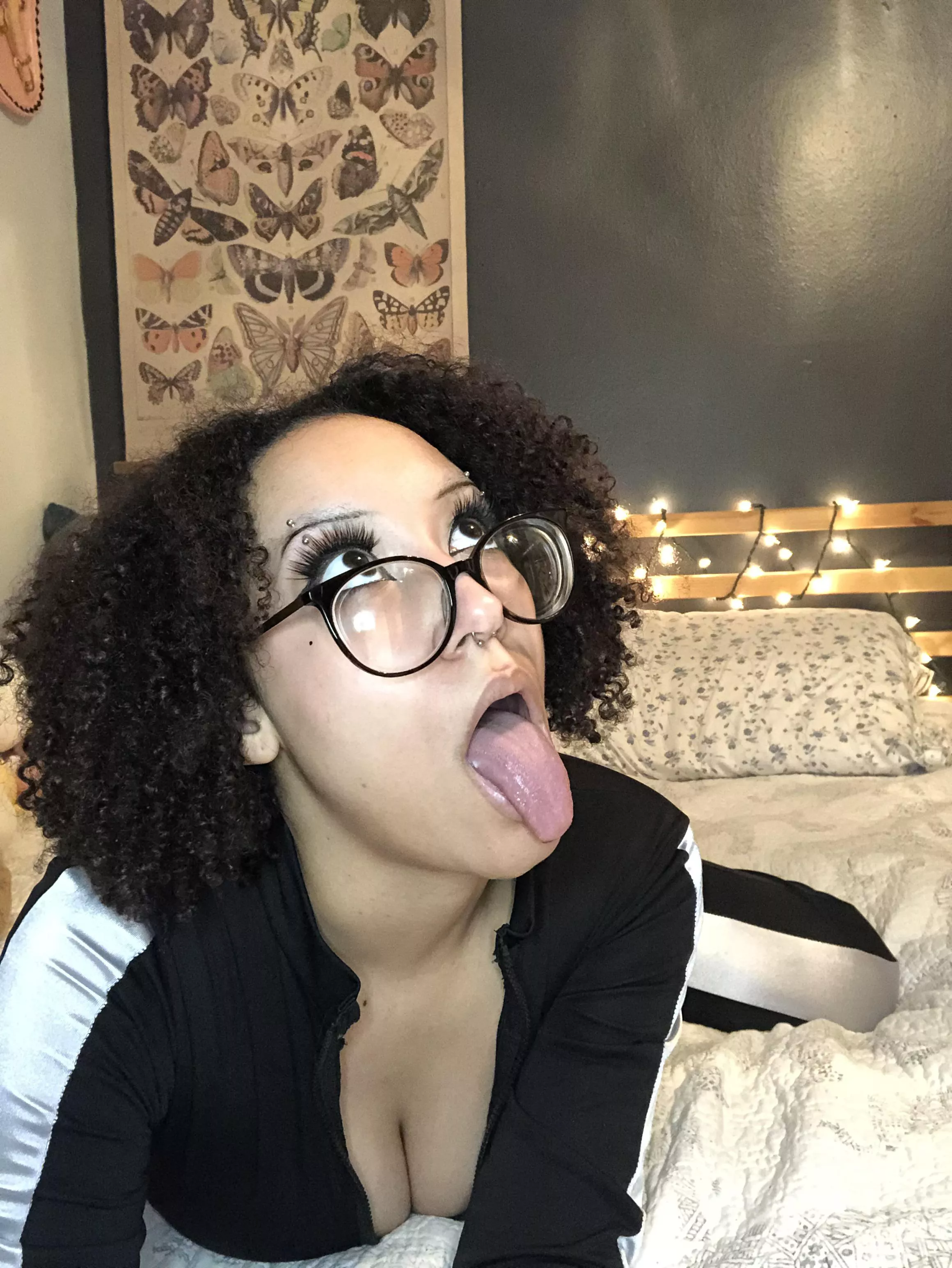 Cum right on my glasses posted by lxvelybunny