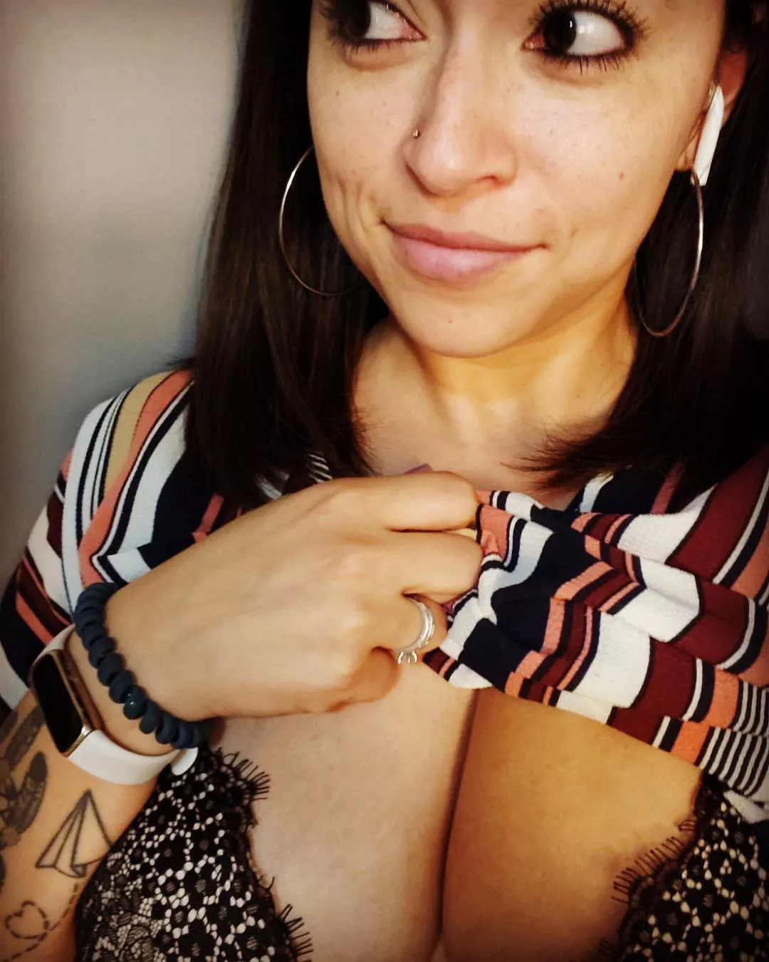 Cum say hi! 💋 posted by mamita_picosa